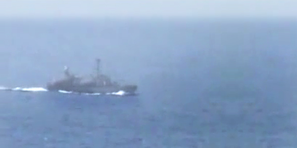 Warships in the Sea of Al-Raml Al-Janoubi …سفن حربية في بحر الرمل الجنوبي