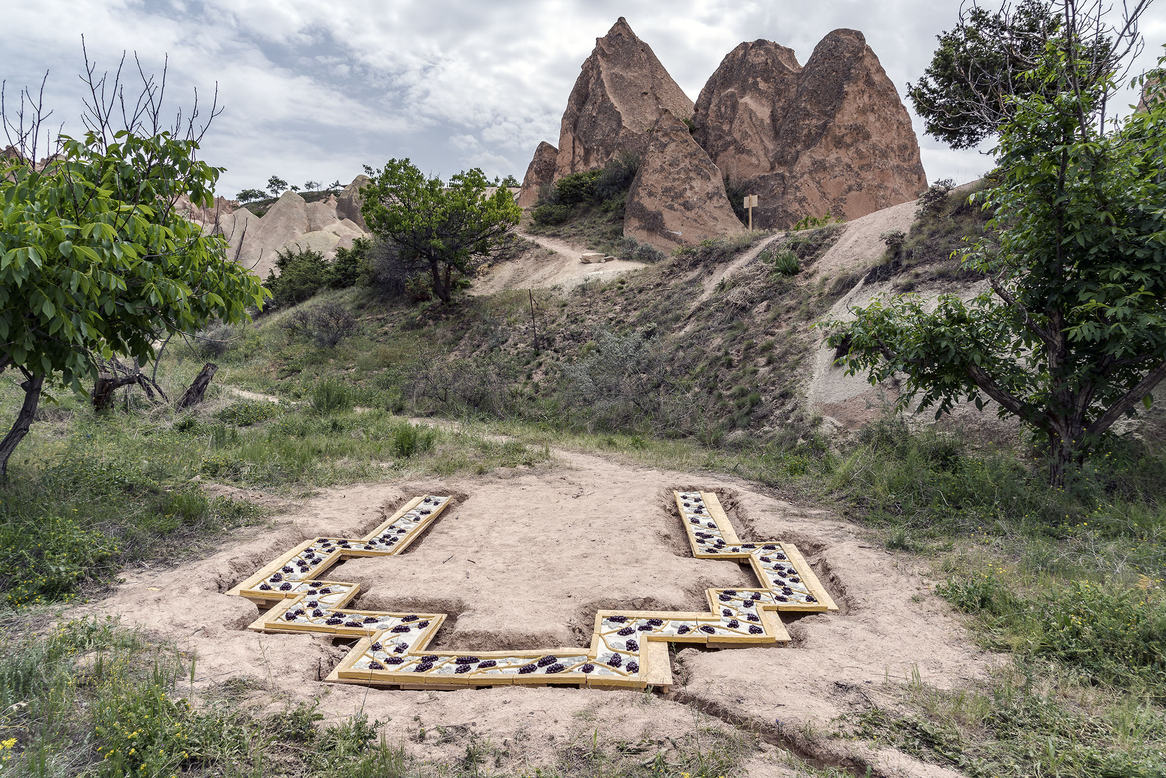 Freely You Have Received, Freely Give, 2016, Site-Specific Installation. Cappadox, Cappadocia, 2016. Photo: Murat Germen. Courtesy: The Artist and Green Art Gallery Dubai 