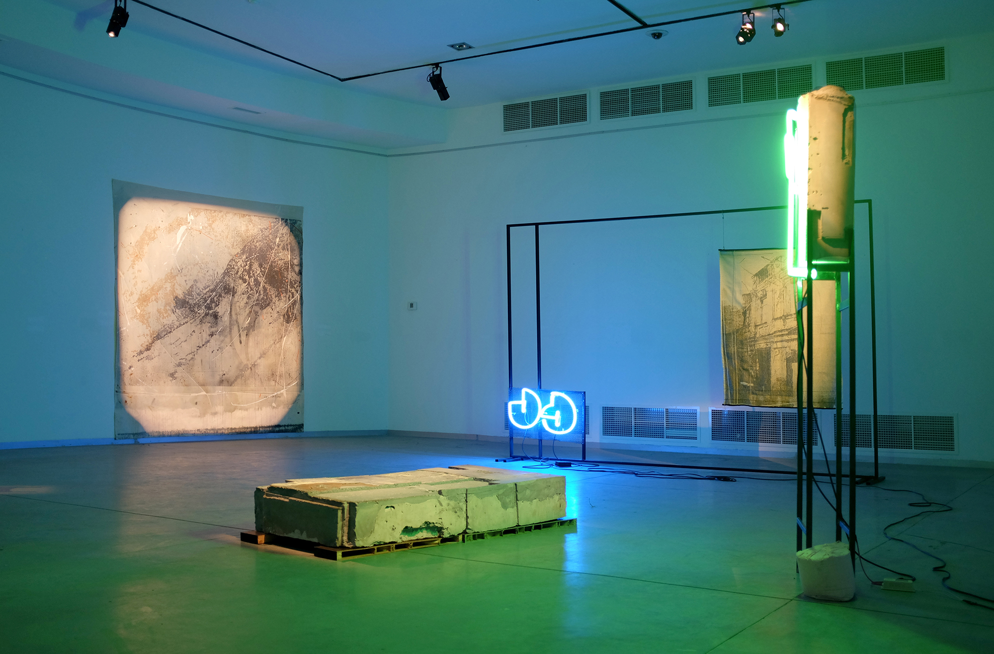 Here, 2017, Steel, jacquard weaved tapestries, pigmented plaster, neon, acrylic on canvas, wood, plywood, Dimensions variable.
Solo exhibition at The Georgian National Museum, Mestia. Installation view. Image courtesy the artist and The Georgian National Museum.
